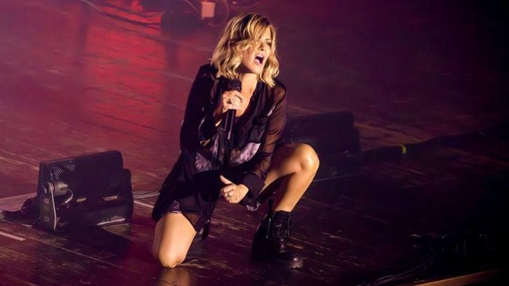 Irene Grandi: “Ho iniziato in chiesa, poi con Vasco e Pino Daniele. Staccai per troppa pressione”
