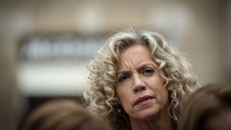Cirinnà: "Nella mia fattoria adesso raccoglierò le olive Ma non lascio la politica"