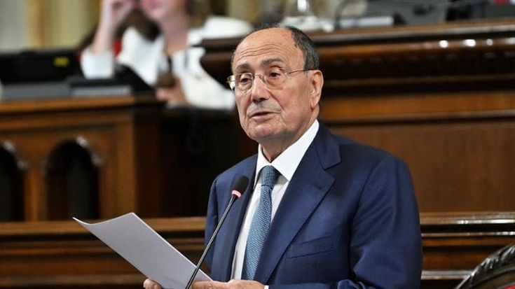 Sicilia, il centrodestra implode: FdI apre la crisi alla Regione
