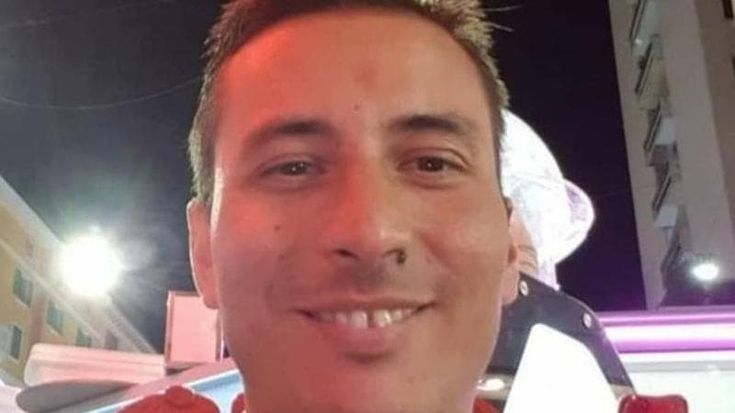 Auto e moto si scontrano in via Sebenico: morto il 42enne Roberto Jalal Petagna