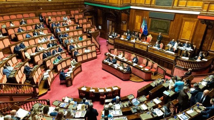 Nuova legge elettorale: premio, soglie e preferenze. Com’è cambiato il Melonellum