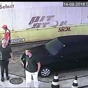 Nuoto, un video smaschera Lochte e compagni: "Nessuna rapina, erano tutti ubriachi"