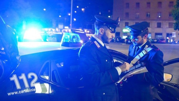 Rubano incasso dalle colonnine del carburante: tre arresti nel Barese