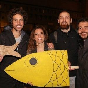 Sardine, oggi in Piazza San Giovanni la prova del nove. E arriva il like di Conte
