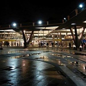 Trans minacciata in piazza Garibaldi