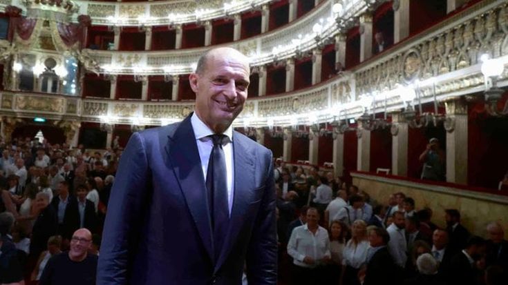 Allegri lancia il suo Napoli: "Un trofeo per il Centenario"