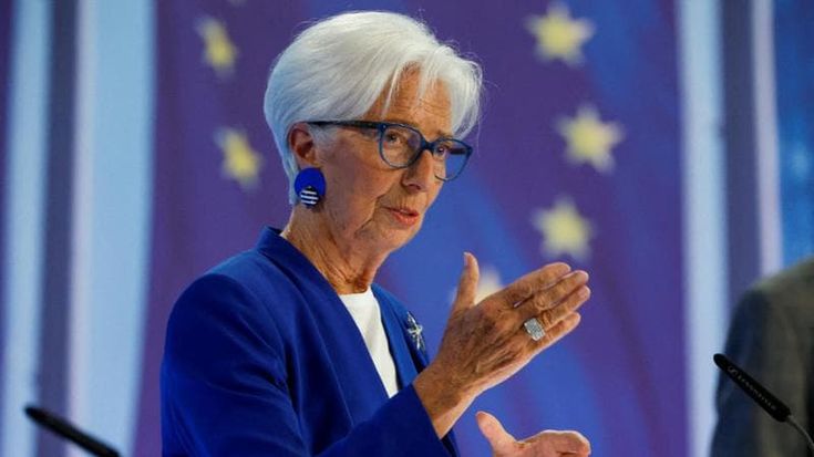 Tassi, Lagarde frena sui rialzi: “Fiduciosi su inflazione al 2%, non serve risposta più incisiva”
