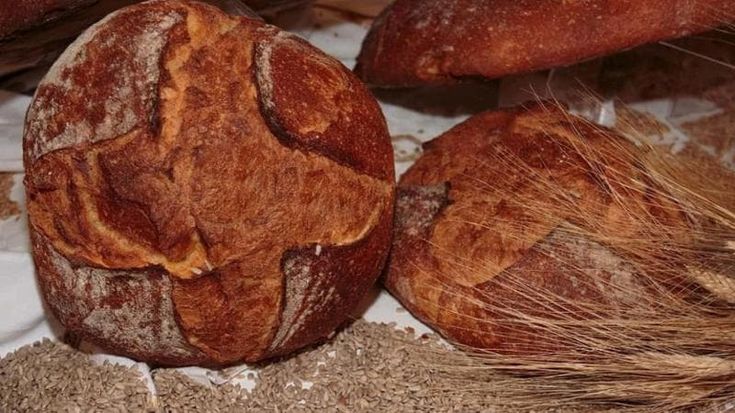 Pane cotto in piazza davanti al Piccolo teatro: l’iniziativa solidale per le famiglie povere