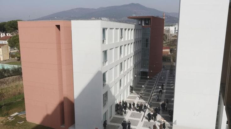 Undici Case dello studente in Toscana offerte in gestione ai privati