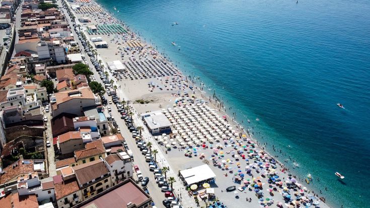 Spiagge, dai canoni non pagati un buco da 230 milioni. Ogni anno manca all'appello più del 10% del dovuto