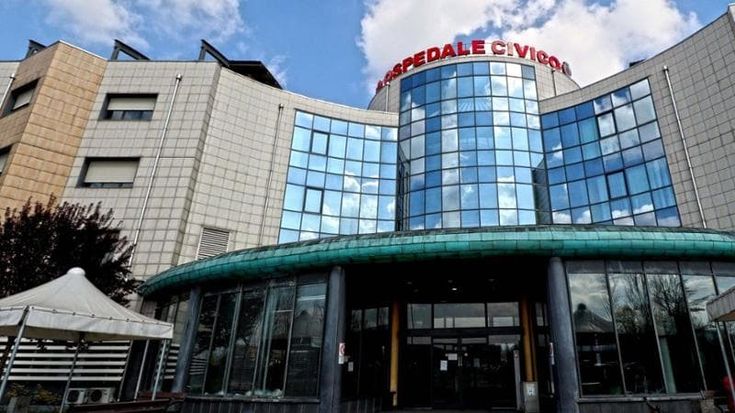 Ospedale di Settimo, l’accusa dei pm: “Pazienti sedati di notte per avere turni tranquilli”