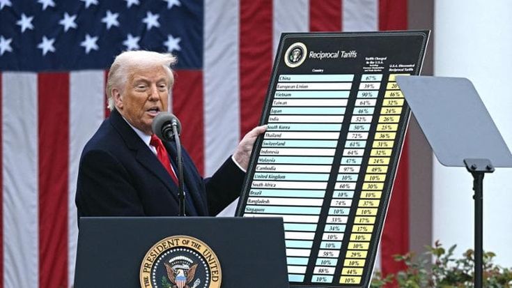 Dazi, Trump rimborsa 100 miliardi agli importatori. Amazon valuta di risarcire i consumatori