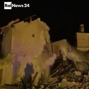 "Sky con le immagini del sisma molto prima della Rai". Il caso in Parlamento
