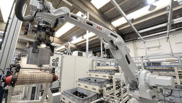 L’industria italiana dell’auto prova a salire sull’onda elettrica