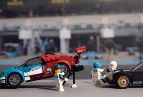 Ford, in pista con i LEGO