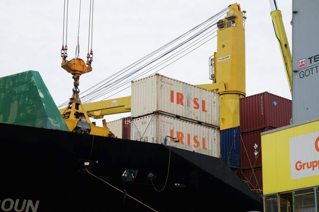 Genova, la prima nave iraniana in porto dopo la fine dell'embargo