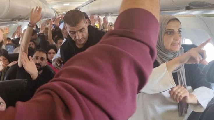 Sudafrica, il mistero dei voli da Gaza: chi c’è dietro le evacuazioni opache in luoghi lontani