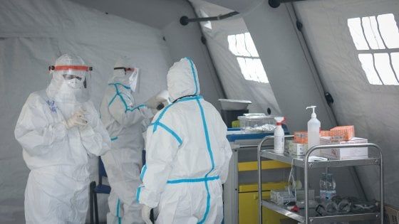 Coronavirus, a Napoli 679 positivi e un nuovo decesso