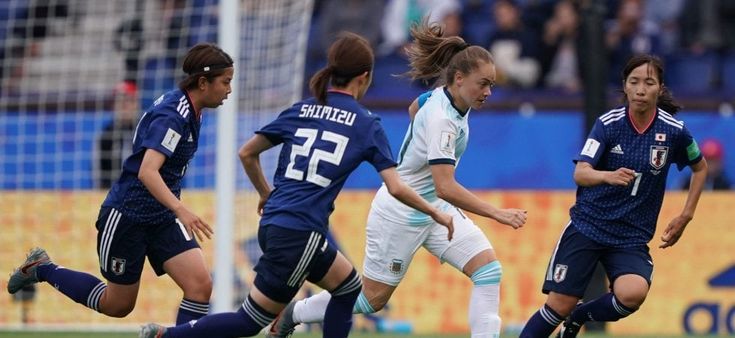 Mondiali donne, il Giappone stecca la prima: pari con l'Argentina. Canada batte Camerun