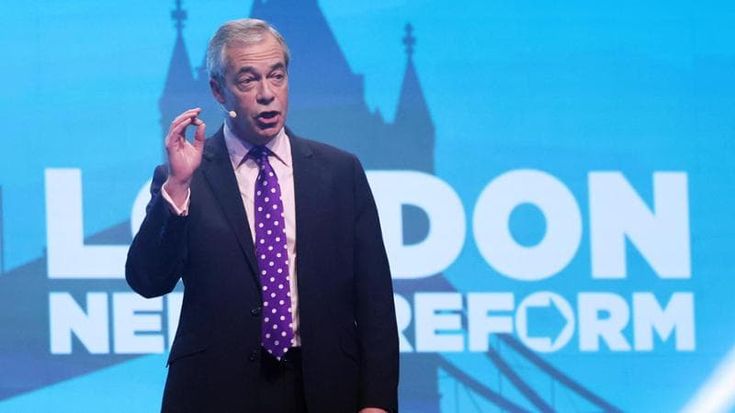 Brexit, nei negoziati Ue-Regno Unito per il reset spunta la “clausola Farage”