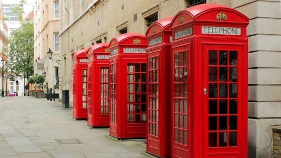 Regno Unito, addio alle cabine telefoniche. British Telecom le dimezzerà nei prossimi 5 anni