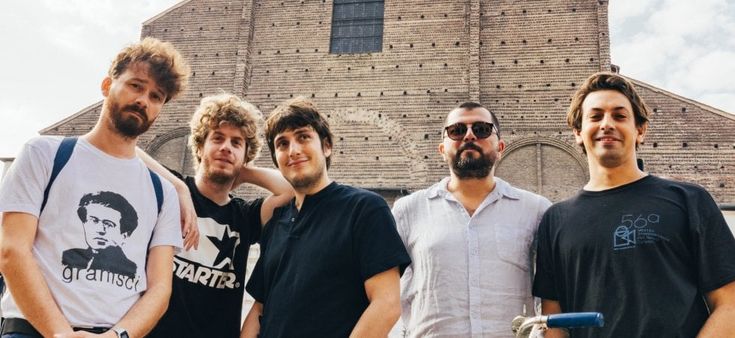 'Combat Pop', il testo della canzone di Lo Stato Sociale a Sanremo 2021