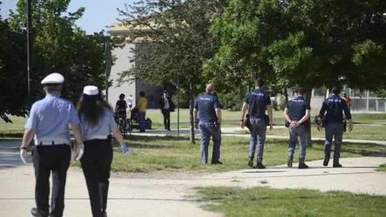 Merola loda i bolognesi: "Buona partenza". Ma Aitini avverte: "Da oggi multe"