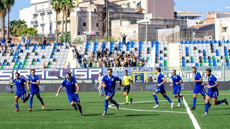 Siracusa e Trapani, il derby delle decadute
