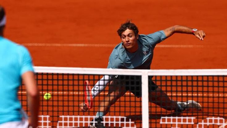 Cobolli va in finale a Monaco: batte Zverev e poi scoppia in lacrime