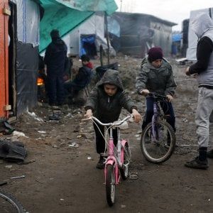 "Mai visti tanti migranti minorenni così devastati, dobbiamo aiutarli"
