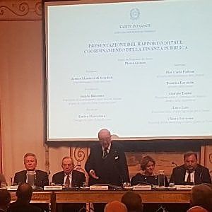 Corte dei Conti: "Ripresa meno fragile. Cuneo fiscale dieci punti sopra la media Ue"
