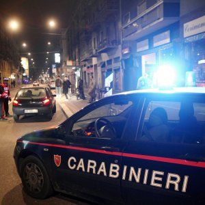 Riccione, colpo in banca: impiegati legati per due ore