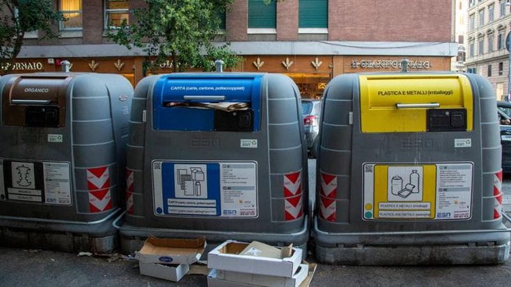 Mini-sconto sulla Tari, è la prima volta. La tassa sui rifiuti scende del 2% per residenti e negozi