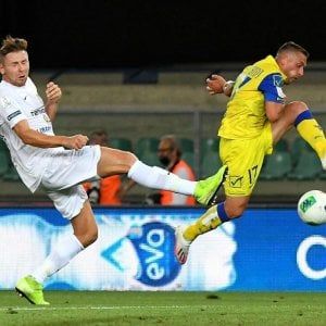 Il Trapani riacciuffa il Chievo: 1-1. Castori: "Errore arbitrale determinante"