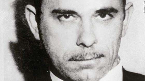Usa, il corpo di John Dillinger sarà riesumato: la famiglia vuole far luce sul mistero del gangster gentiluomo