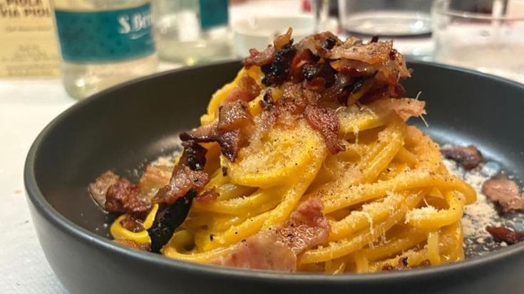 Nella Piola di via Piol entusiasmo e tanto cibo