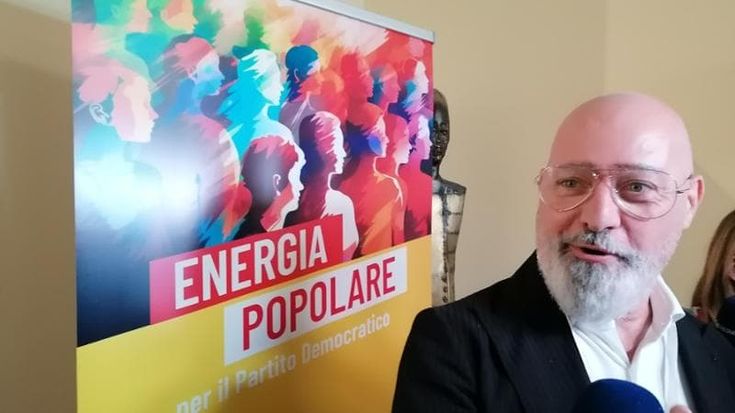 Pd, nasce l’area Bonaccini e applaude Craxi e Renzi. Schlein: “Avanti uniti non temo le correnti”
