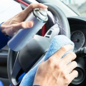 Igienizzare la propria auto, ecco che cosa fare