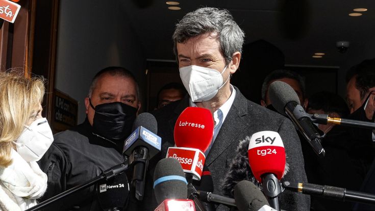 Povertà, subito un miliardo in più. Poi il Reddito di cittadinanza cambierà