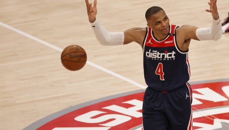 Basket, Nba: orgoglio Lakers contro Denver. Curry e Westbrook, prestazioni irreali