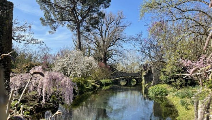 Latina, riapre il giardino di Ninfa: dal 19 marzo si torna nel luogo più romantico del mondo 