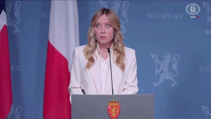 Meloni risponde alla lettera di Schlein: "Io non ho pregiudizi, loro vogliono far pagare il bollo!"