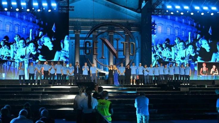 Napoli 100, show al Plebiscito. Diego jr, Janina, Careca, Bruscolotti: “Maradona è qui con noi”