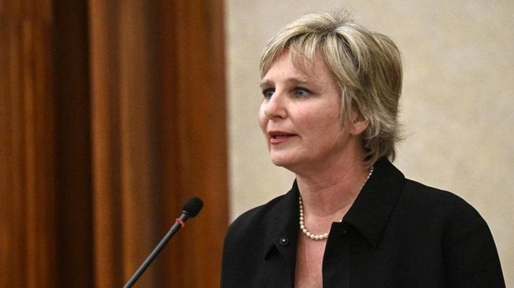 La giudice Di Nicola sul caso La Russa: “È vietato per legge colpevolizzare le donne che denunciano le violenze”