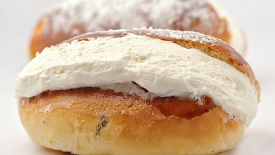 Così umile, così goloso: ora anche il Maritozzo ha la sua festa