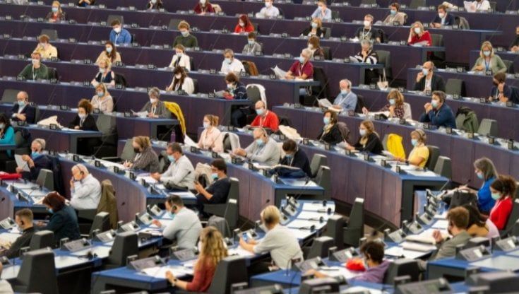 Il cittadino Dante Strada: "L'Ue diventi una federazione"