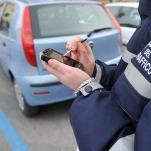 Consegna di multe e atti giudiziari, cade il monopolio delle Poste