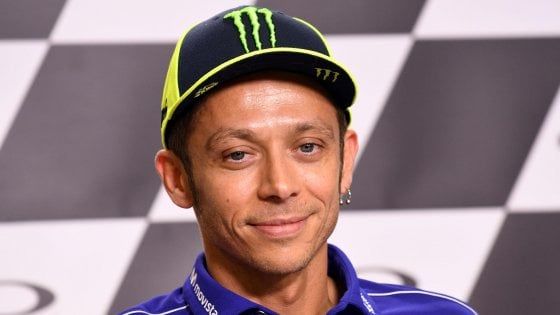 MotoGp, Rossi: ''Lorenzo ancora in Yamaha? Avrò più motivazioni''