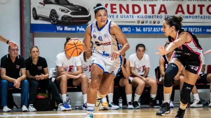 Érica Carolina Sánchez batte LeBron James: “Il basket a 48 anni? Non basta la passione”