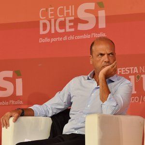 Amnistia, Alfano: "Condannati in carcere fino a fine pena"